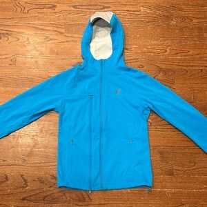ASICS Motion Project Full Sip Rain Jacket - Running - Women’s Small